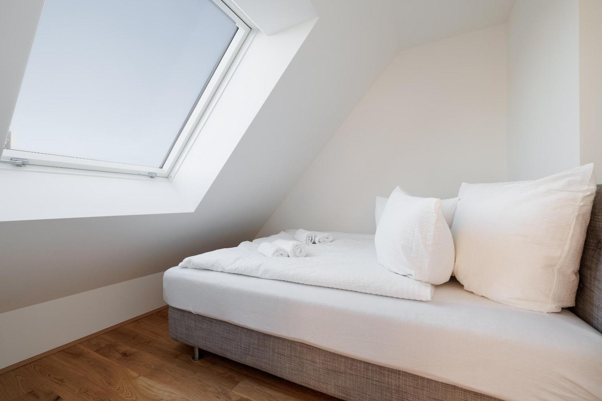 Symphony Apartments 41 - Modern Loft With Terrace And Grill In Central Location Viena Exterior foto